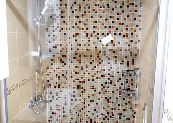 Cemed House Hotel 2*